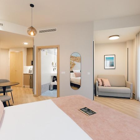 Palau Suites & Apartments バレンシア エクステリア 写真